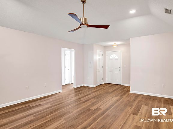 5th image of 22447 Beaver Creek Ln