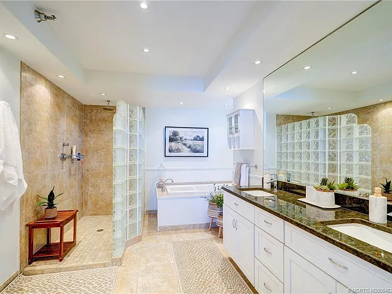 184 NE Edgewater Dr #1206 — Photo 38