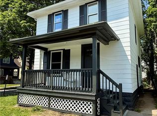 96 Delamaine Dr, Rochester, NY 14621