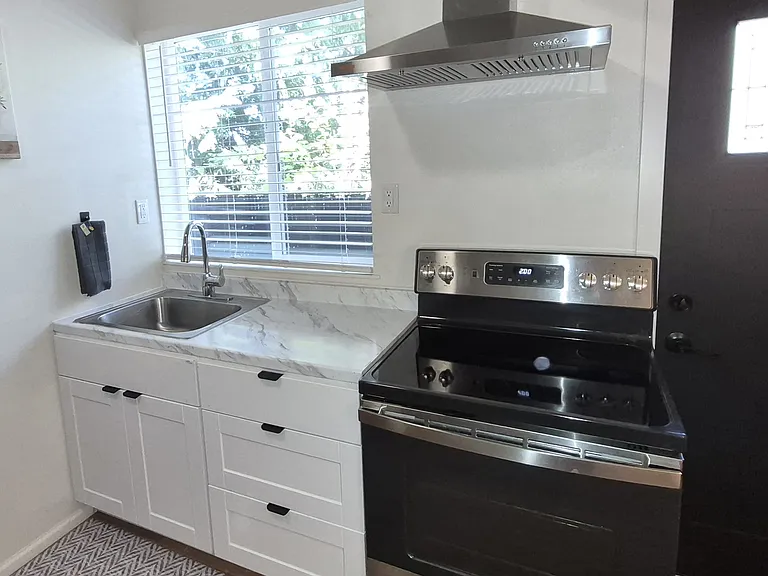 7730 Grant Dr #B — Photo 12