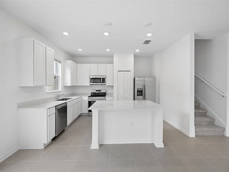 3091 Chromatic St — Photo 5