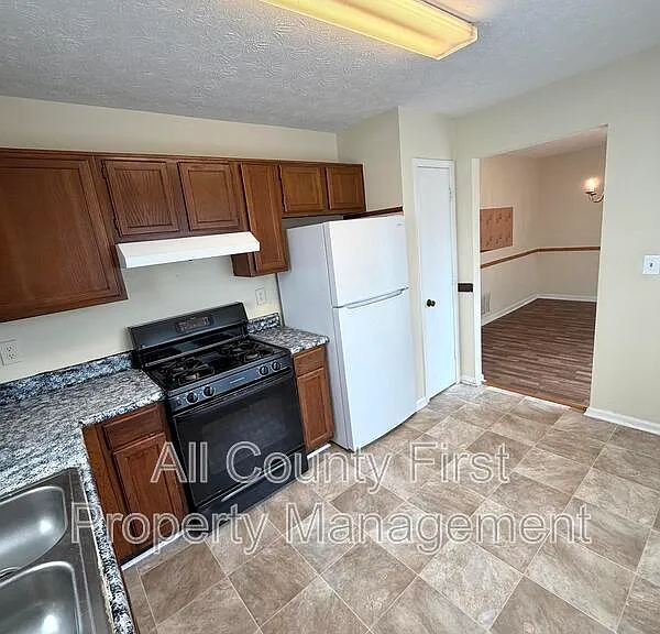 1183 Red Oak Cv — Photo 7