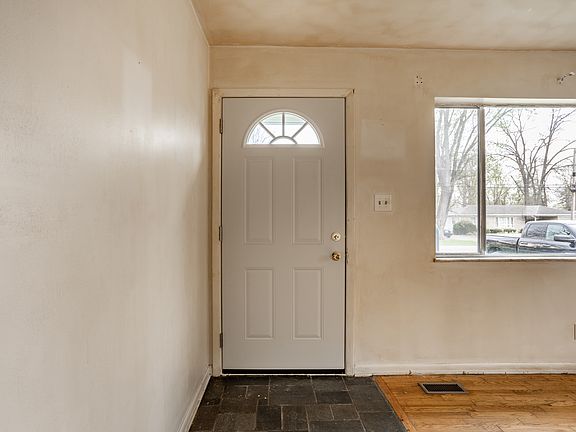 5th image of 7418 E 48th St