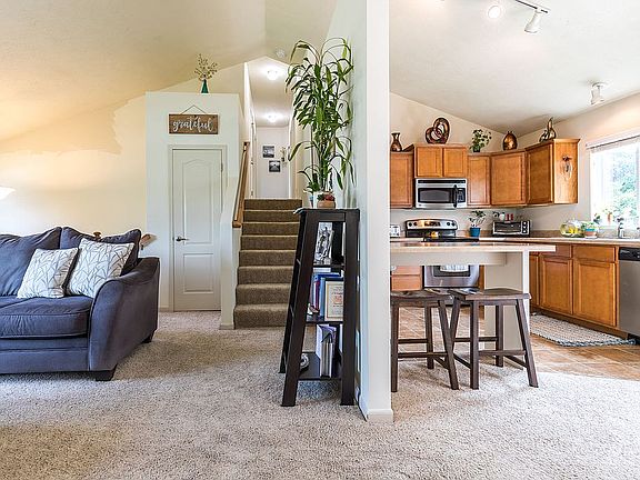 5th image of 11325 S 212th St