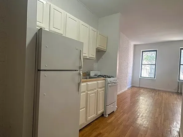 1107 1st Avenue image 1 of 8