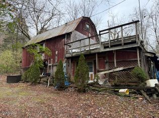 3059 Bogard Rd, Cosby, TN 37722