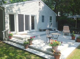 4 Locust Dr, Sag Harbor, NY 11963