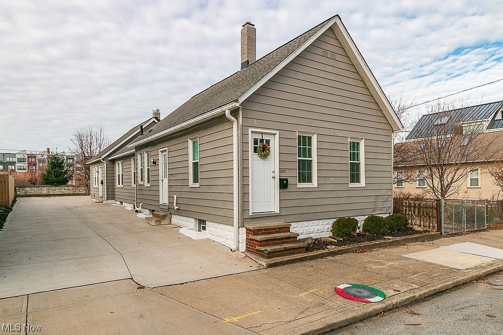 1276 W 67th St Cleveland OH 44102 MLS 5006587 Zillow