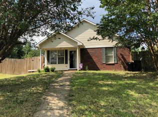 1205 Van Dorn St, Oxford, MS 38655