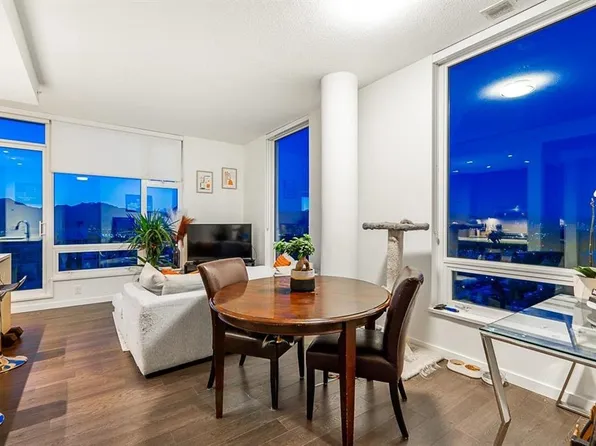 5665 Boundary Rd #3602, Vancouver, BC V5R 0E4
