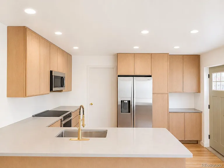 3156 W 25th Ave — Photo 2