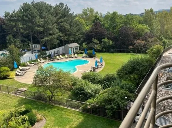 (undisclosed Address), Watertown, MA 02472