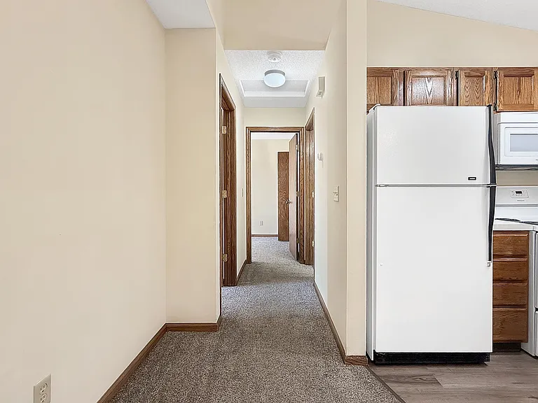 Parkview Manor — Photo 34