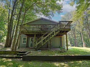 1957 E Nature Ln, Midland, MI 48640