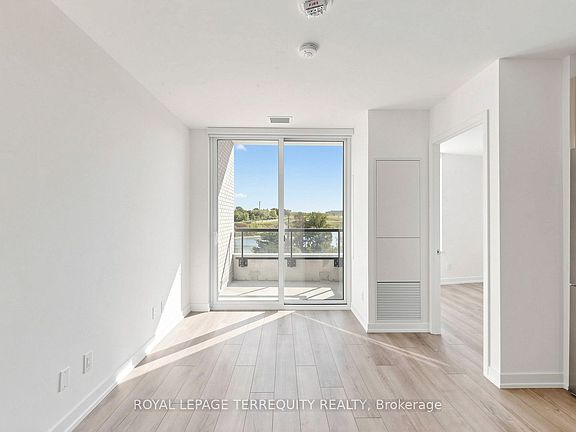 4th image of 3100 Keele St #519