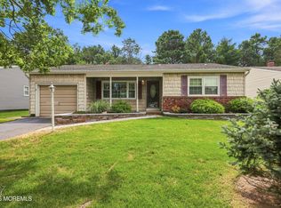 42 Castleton Drive, Toms River, NJ 08757