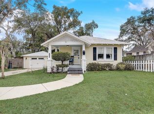 135 E 9th Ave, Mount Dora, FL 32757