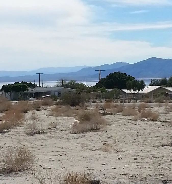 2nd image of 71105 Miramar Dr #461