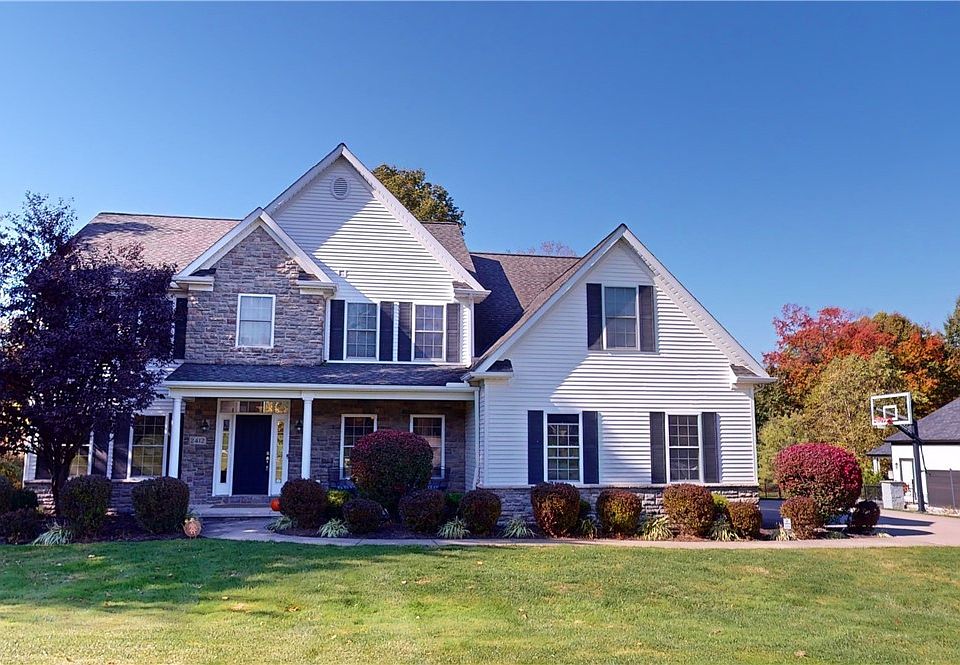 1st image of 2412 Pine Valley Dr