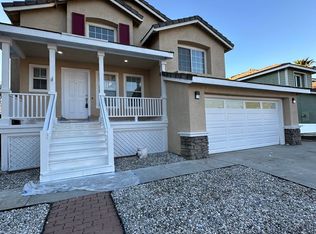 1055 Autumnwood Ln, Perris, CA 92571