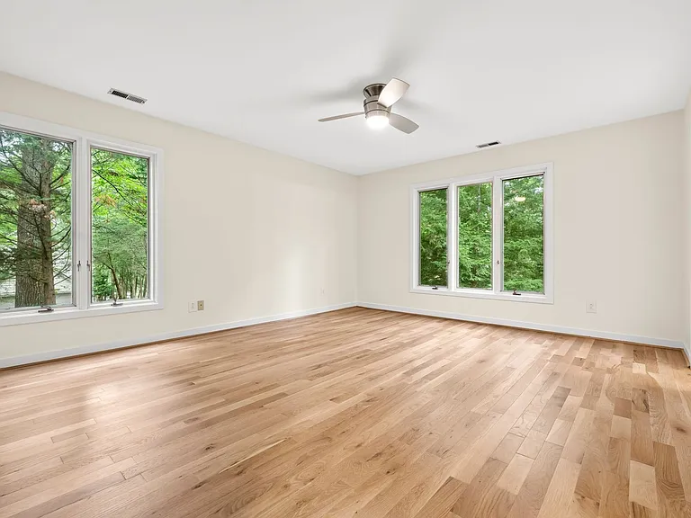 129 Ironwoods Dr — Photo 30