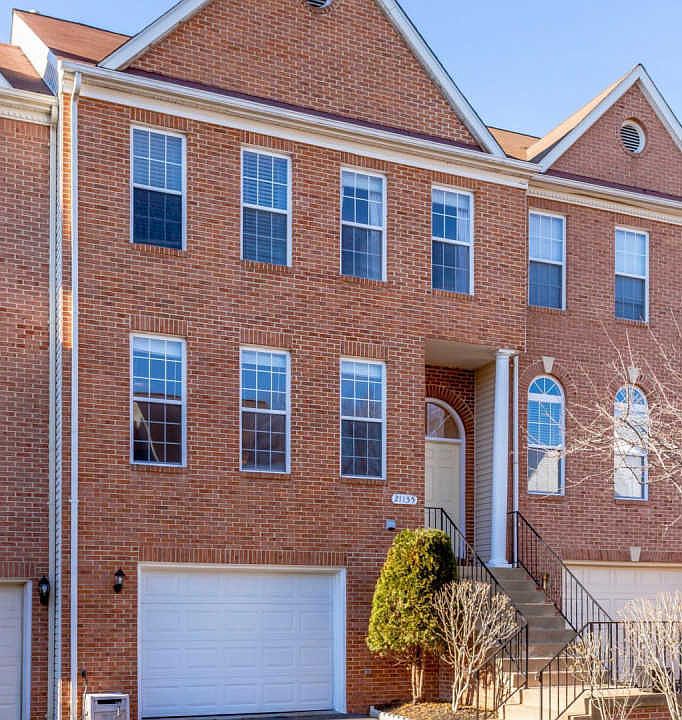 1st image of 21155 Millwood Sq