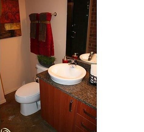 5th image of 333 E Parent Ave Unit 9