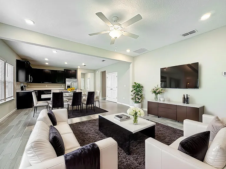 9504 Lovage Ln — Photo 15