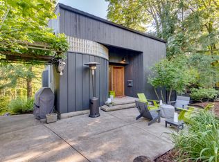 2765 SW Sherwood Dr, Portland, OR 97201