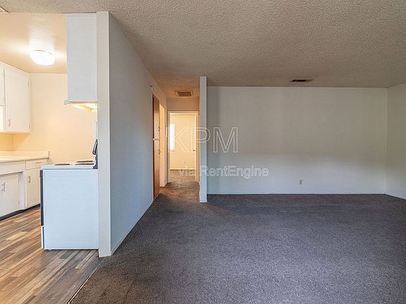 2nd image of 2178 Lucerne Ave
