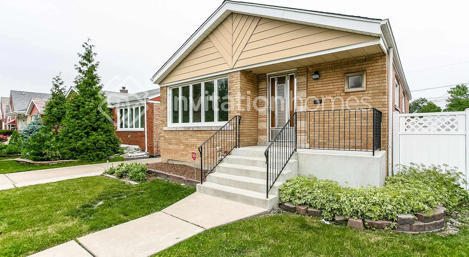 5245 S Narragansett Ave Chicago, IL 60638 — Photo 1
