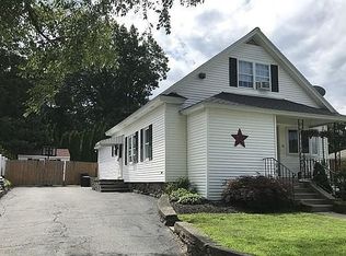 38 Glezen St, Worcester, MA 01604