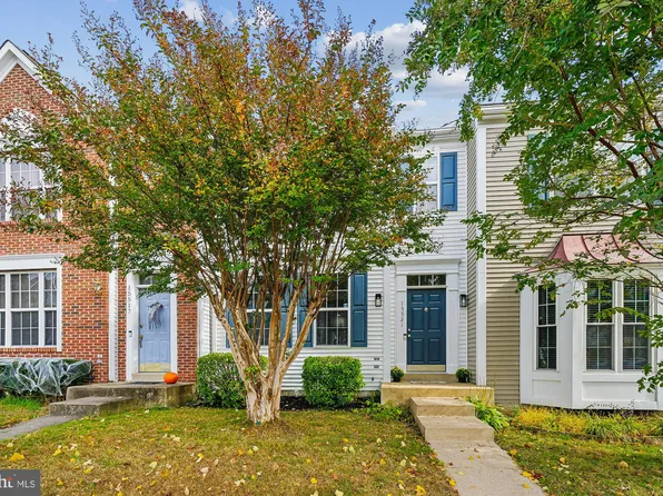 15521 Port Washington Ct, Dumfries, VA 22025