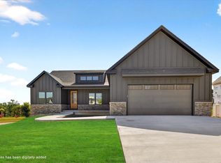 724 E Crestline Dr, Bloomington, IN