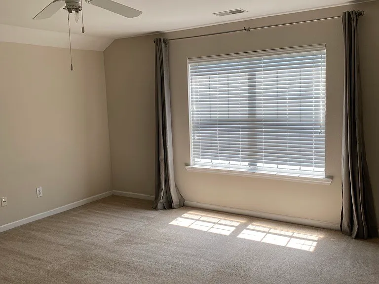 1030 Glencroft Dr #1 — Photo 23