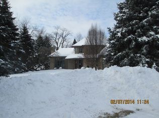 68315 Winchester Ct, Washington, MI 48095
