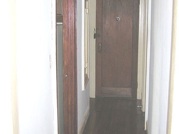 3rd image of 3074 33rd St APT 2F