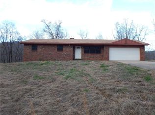 14898 Joy Rd, Fayetteville, AR 72701