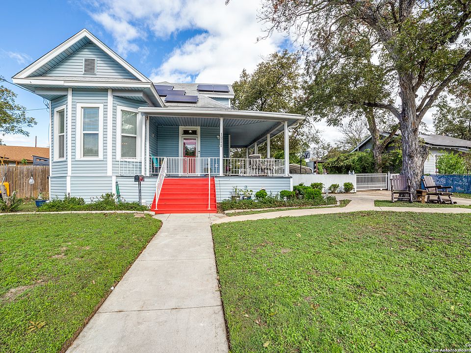 1st image of 1211 Aransas Ave