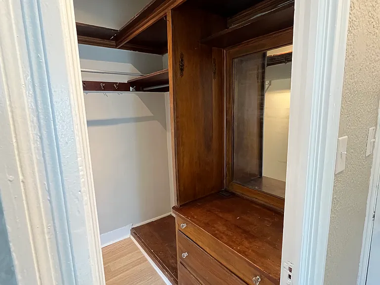 The Avalon — Photo 12