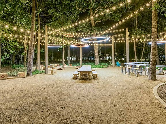 Woodforest Amenities