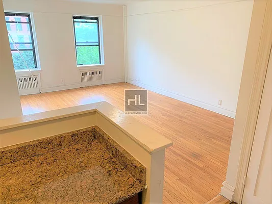 Rented by Highline Residential | media 22