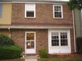 388 Rittenhouse Ct, North Brunswick, NJ 08902