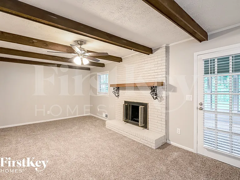 4353 Hale Pl — Photo 2