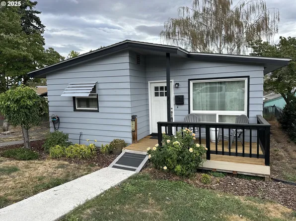 1019 E 14th St, The Dalles, OR 97058