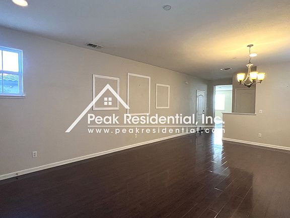 5th image of 2666 Nicolson Cir