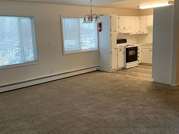 4th image of 7621 Snow View Dr