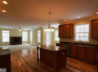 6800 Lakeridge Dr, Fredericksburg, VA 22407
