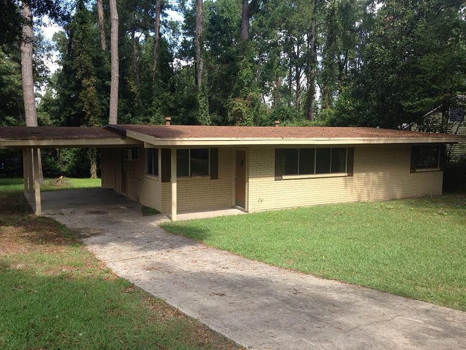2nd image of 206 Cavin St
