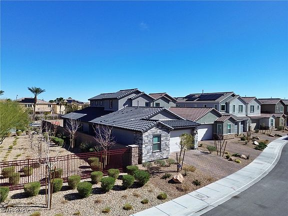 3rd image of 7082 Sayonara Vista St